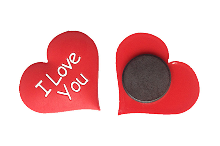 Vivid 3D Effect Personalized Fridge Magnets Heart Shaped No Toxic Top Materials